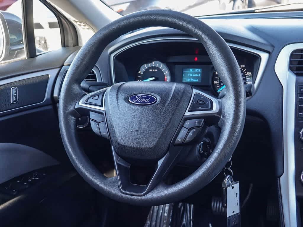 Thumbnail: 2016 Ford Fusion - 14