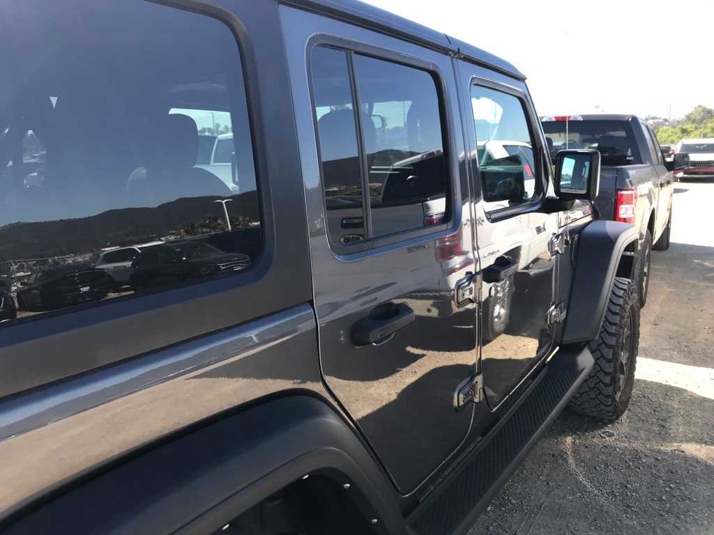 Thumbnail: 2021 Jeep Wrangler - 9