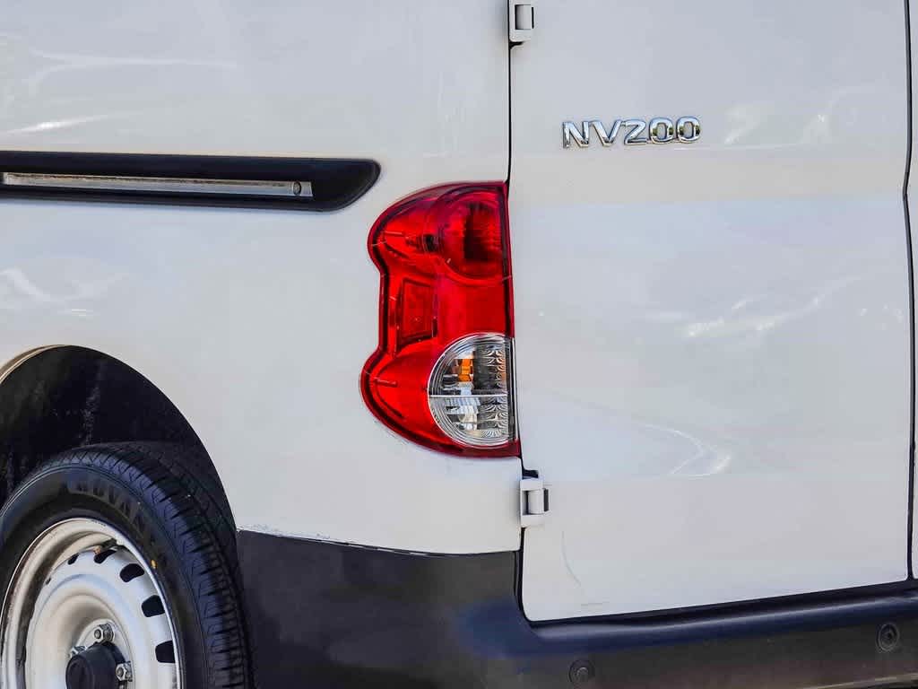 2019 Nissan NV200 S 7