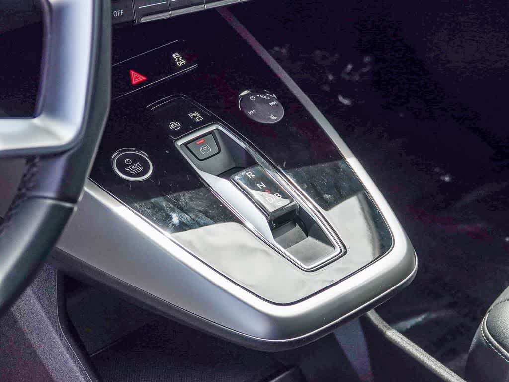 Thumbnail: 2023 Audi Q4 e-tron - 18