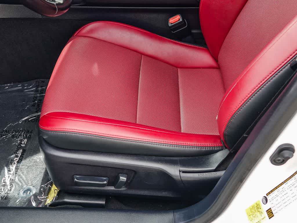 Thumbnail: 2022 Lexus IS - 20