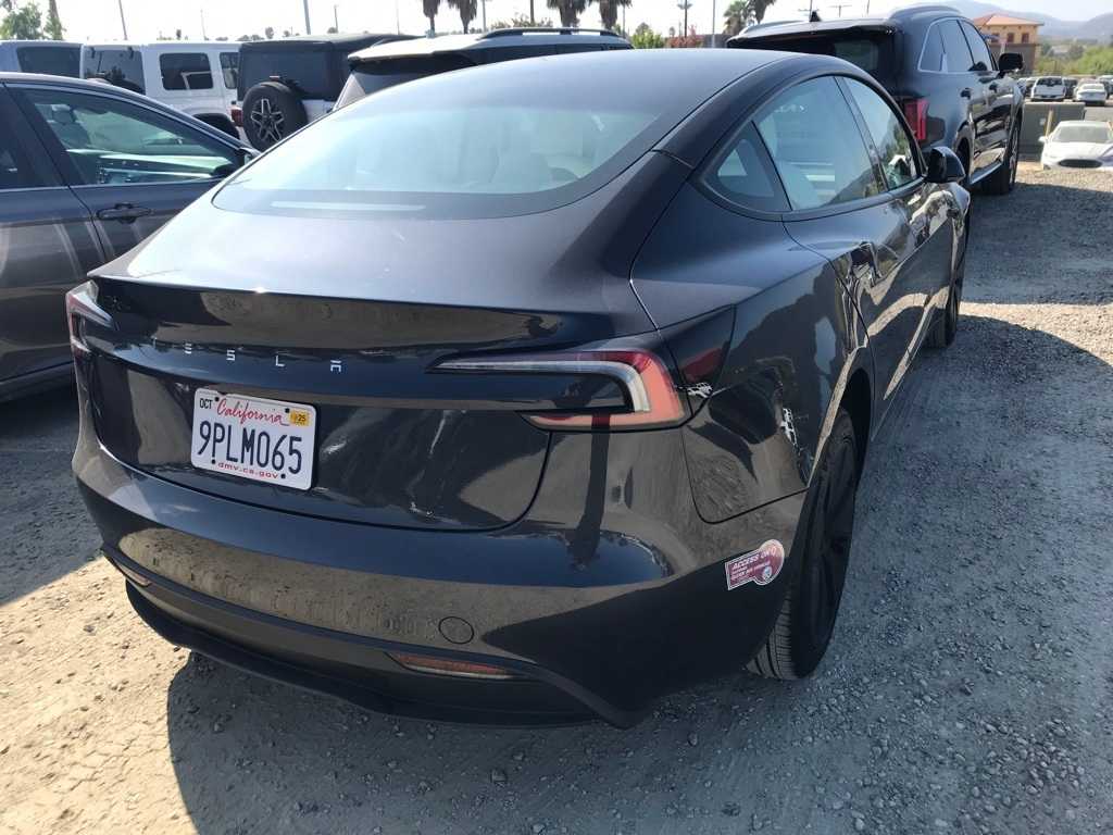 Thumbnail: 2024 Tesla Model 3 - 4