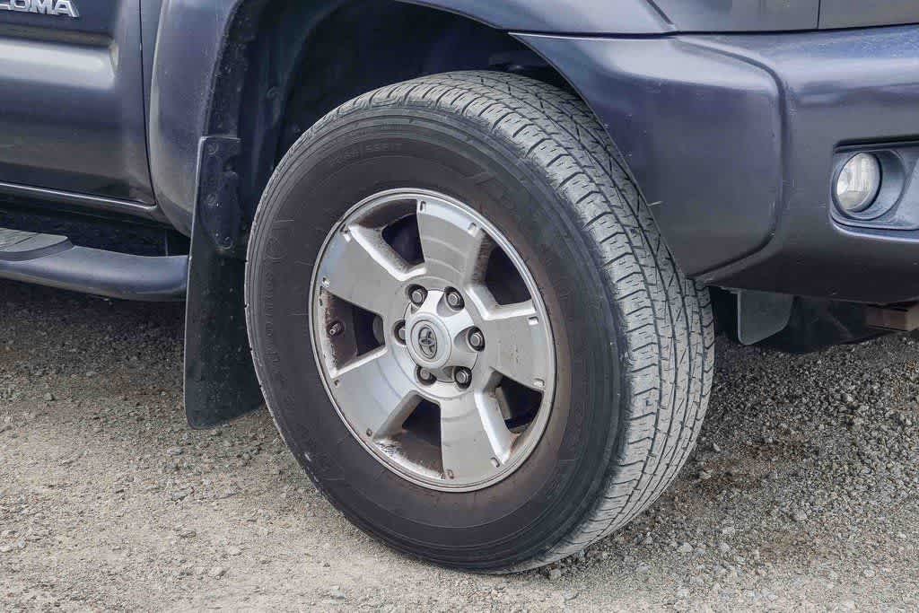 Thumbnail: 2013 Toyota Tacoma - 6