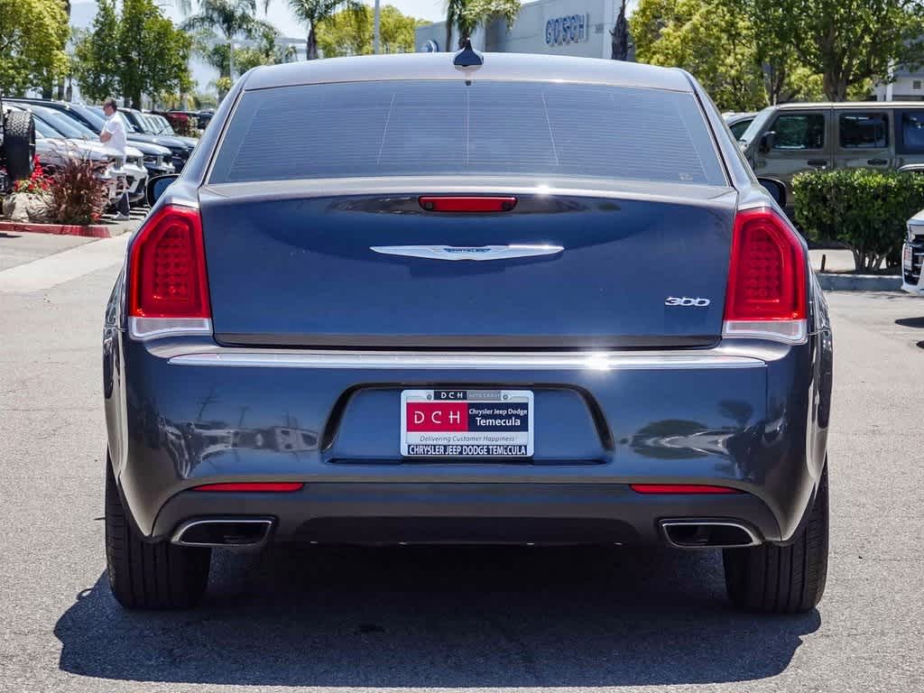 Thumbnail: 2017 Chrysler 300 - 5