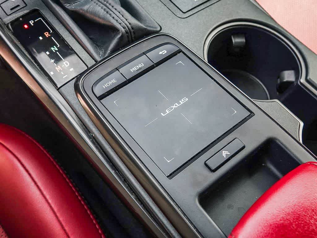 Thumbnail: 2022 Lexus IS - 22