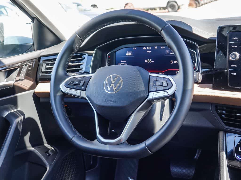 Thumbnail: 2025 Volkswagen Jetta - 14