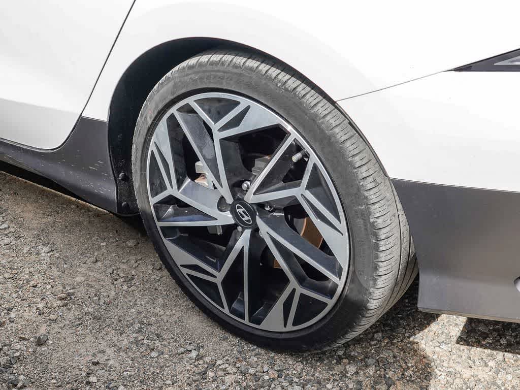 Thumbnail: 2024 Hyundai Ioniq 6 - 15