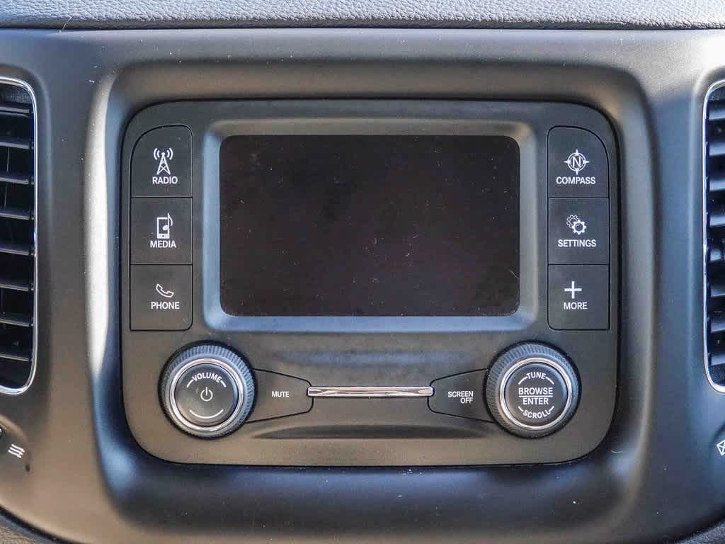 Thumbnail: 2018 Jeep Compass - 13