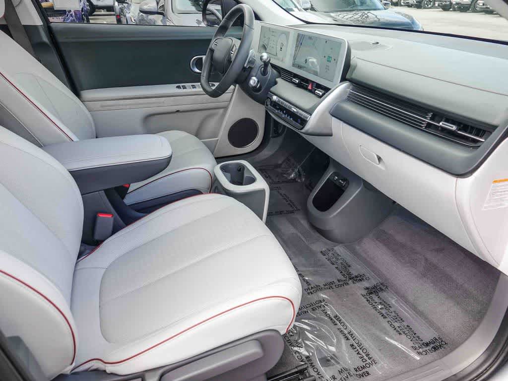 Thumbnail: 2023 Hyundai Ioniq 5 - 15