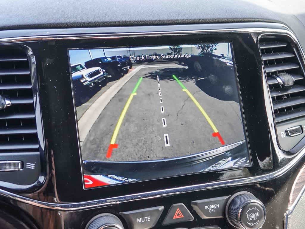 Thumbnail: 2021 Jeep Grand Cherokee - 21