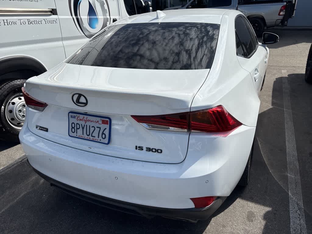 Thumbnail: 2020 Lexus IS - 5
