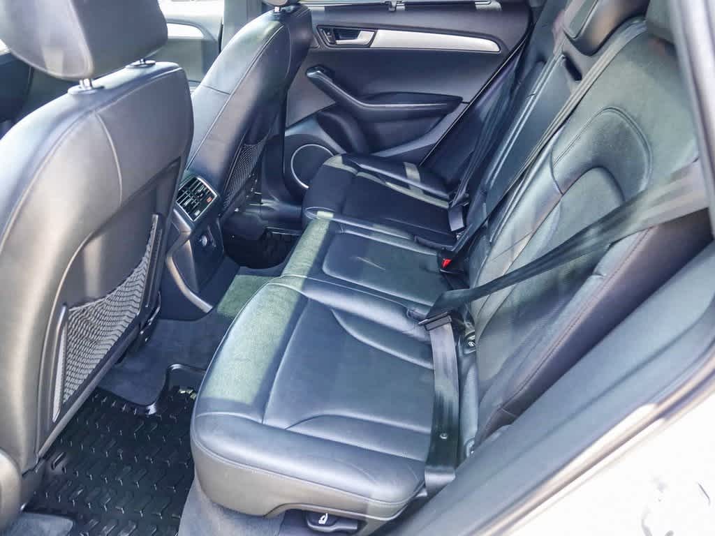 Thumbnail: 2012 Audi Q5 - 17