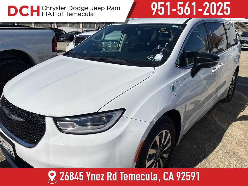 Certified 2024 Chrysler Pacifica Plug-In Hybrid Select Van Passenger Van