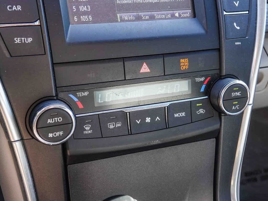 Thumbnail: 2017 Toyota Camry - 21