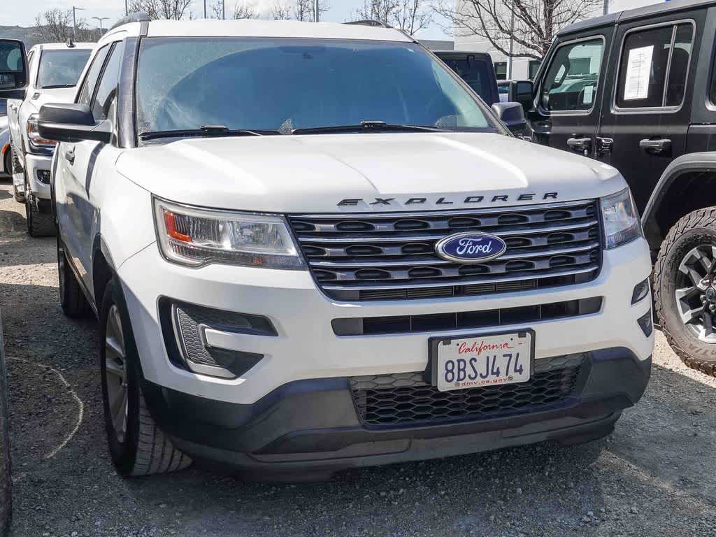 Thumbnail: 2017 Ford Explorer - 4