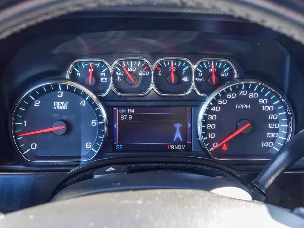 Thumbnail: 2015 Chevrolet Suburban - 25