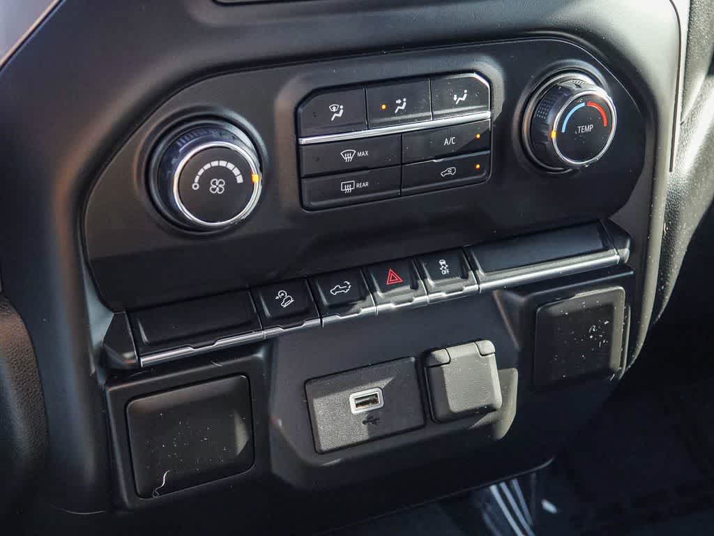 Thumbnail: 2020 Chevrolet Silverado 1500 - 22