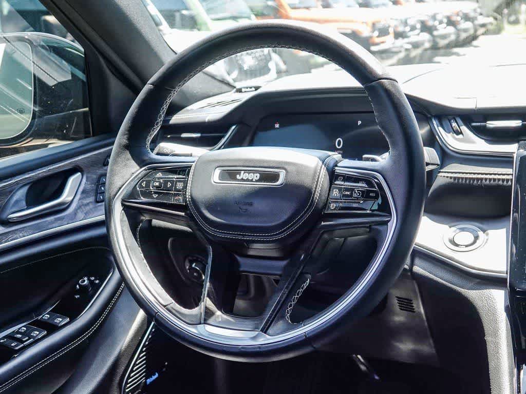 Thumbnail: 2022 Jeep Grand Cherokee - 14