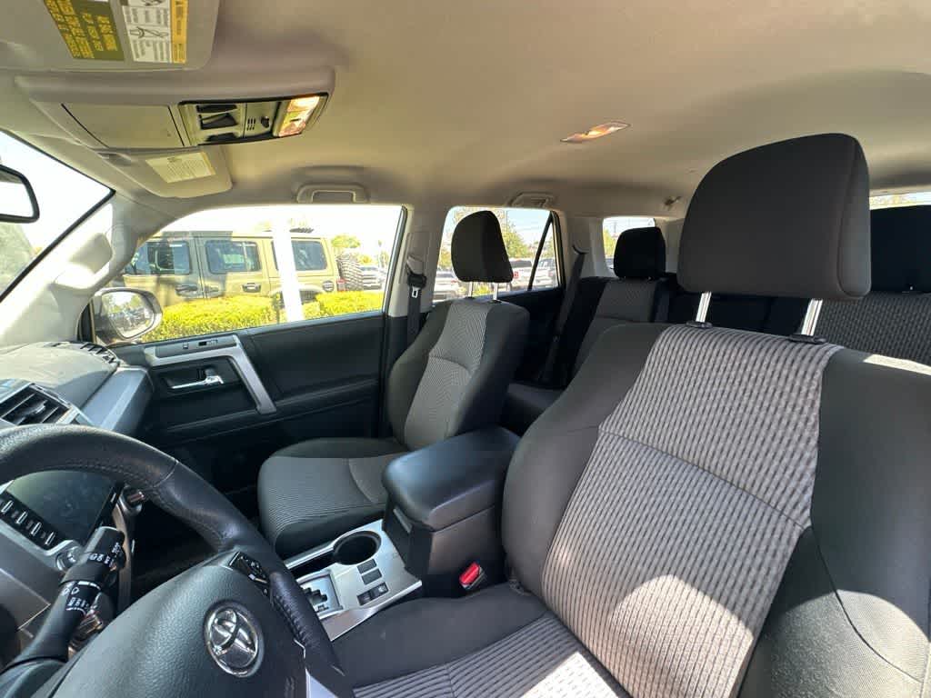 Thumbnail: 2020 Toyota 4Runner - 7
