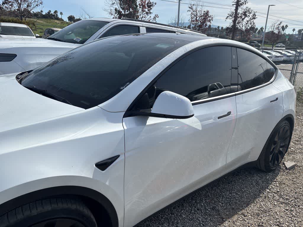 Thumbnail: 2022 Tesla Model Y - 11