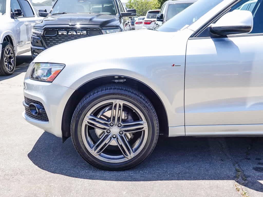 Thumbnail: 2012 Audi Q5 - 9