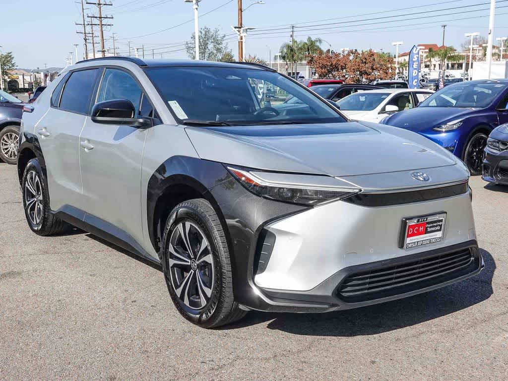 Thumbnail: 2023 Toyota bZ4X - 3