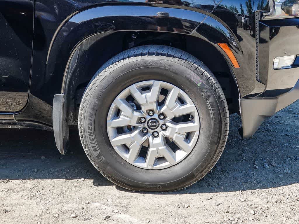 Thumbnail: 2023 Nissan Frontier - 5