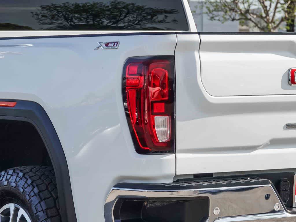 Thumbnail: 2023 GMC Sierra 3500 - 7