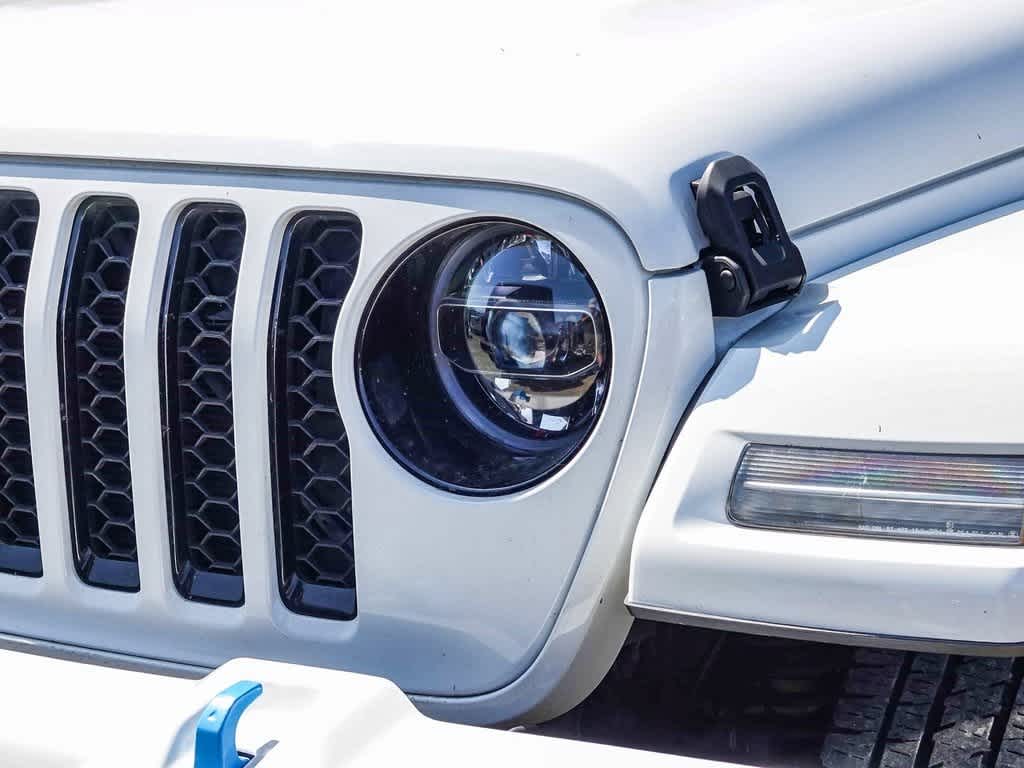 2022 Jeep Wrangler Unlimited Sahara 2