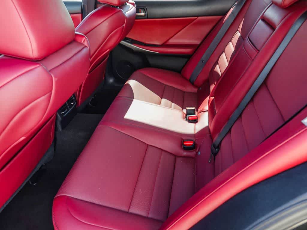 Thumbnail: 2020 Lexus IS - 17