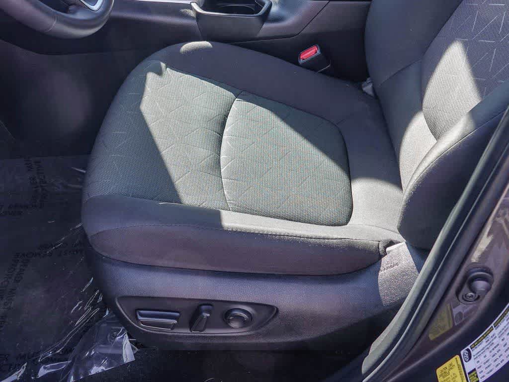 Thumbnail: 2023 Toyota RAV4 - 17