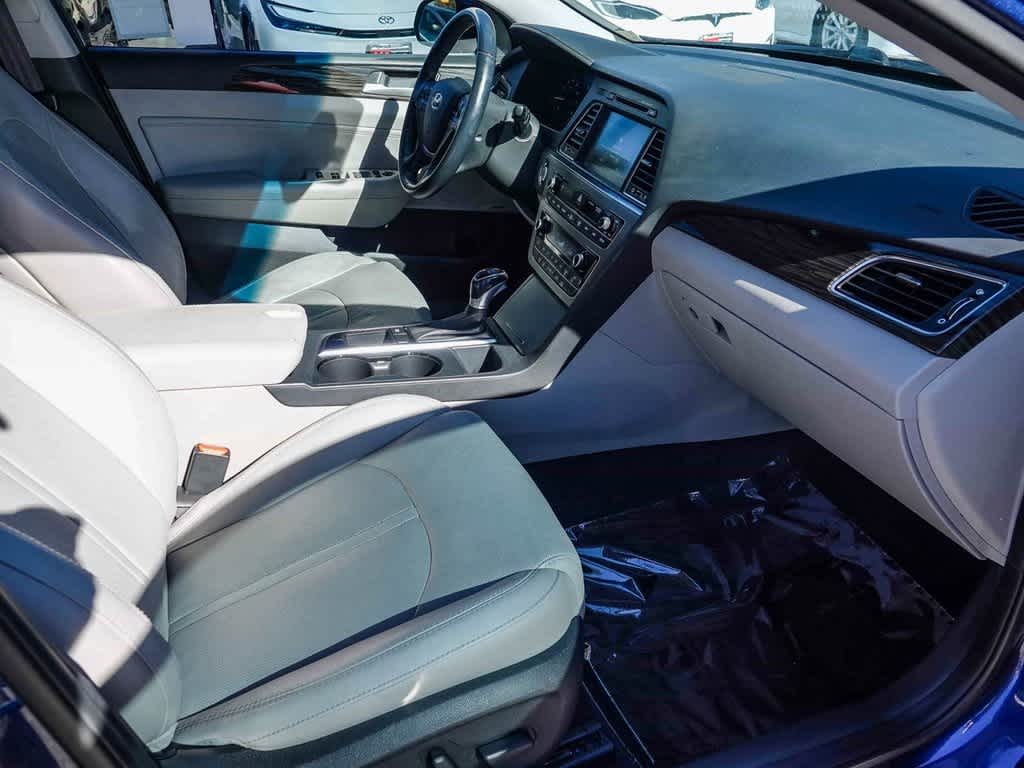 Thumbnail: 2017 Hyundai Sonata - 15