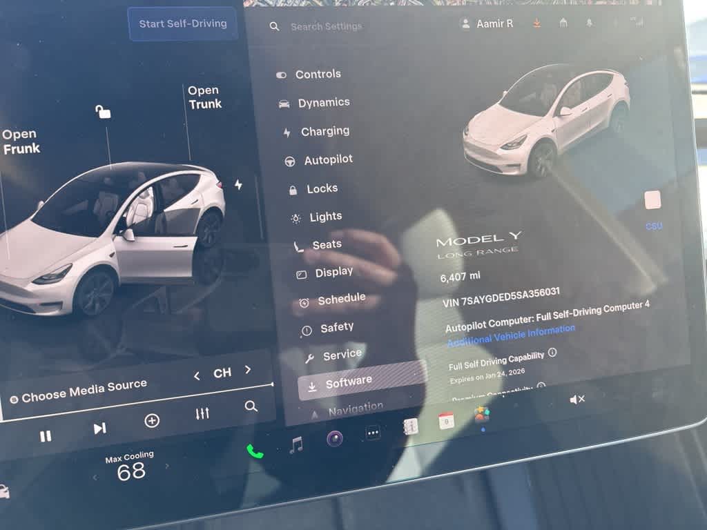 Thumbnail: 2025 Tesla Model Y - 10