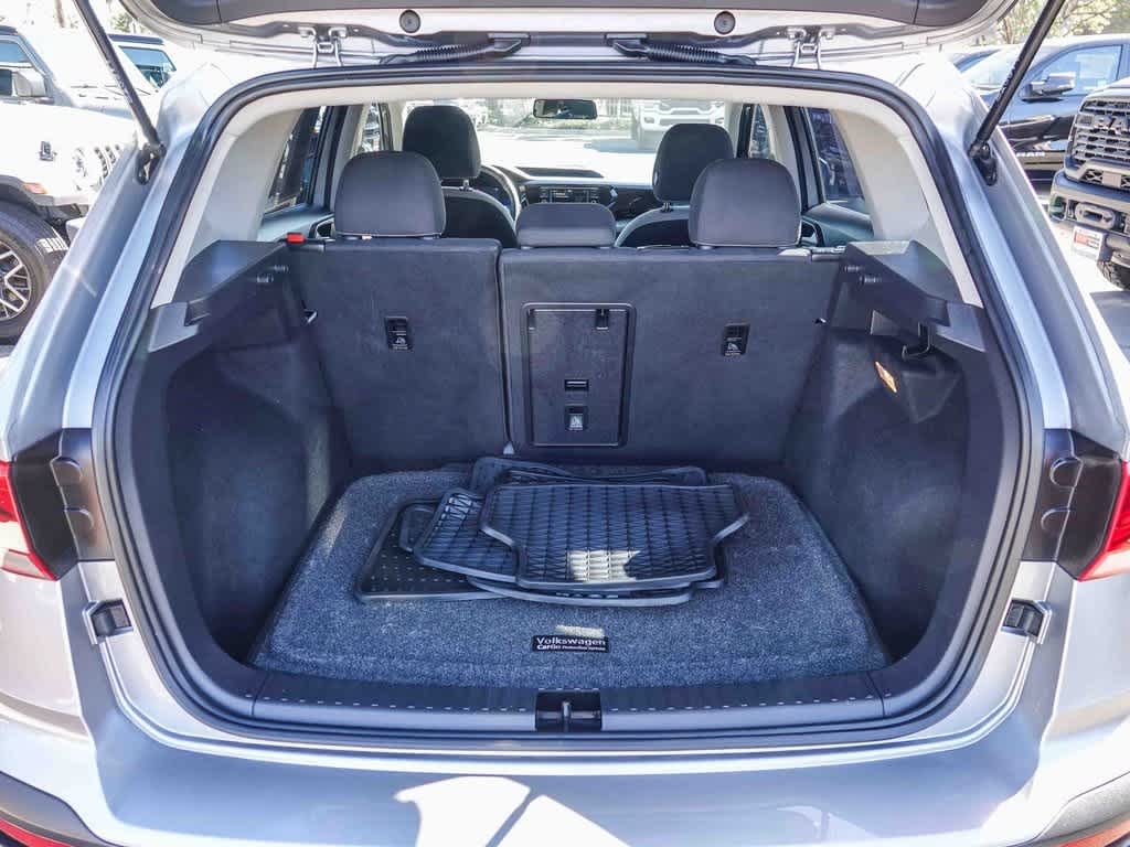 Thumbnail: 2022 Volkswagen Taos - 25