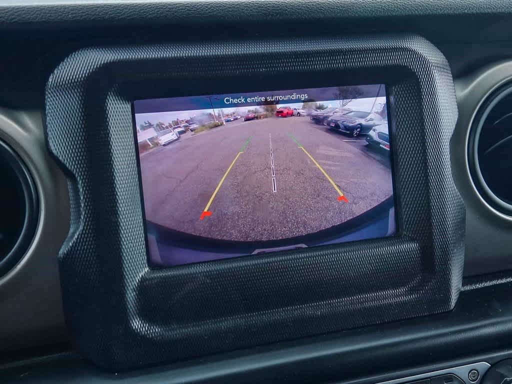 Thumbnail: 2021 Jeep Wrangler - 22