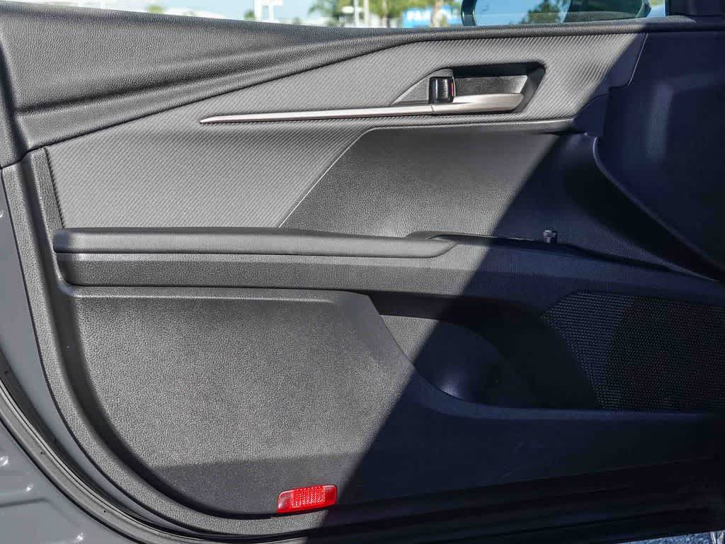 Thumbnail: 2025 Toyota Camry - 19