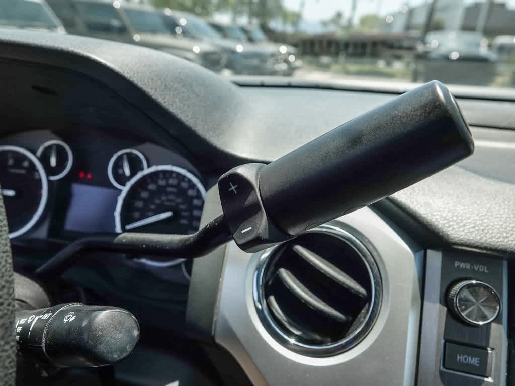 2017 Toyota Tundra SR5 19