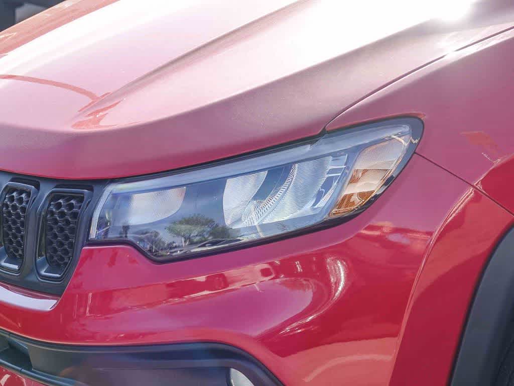 Thumbnail: 2023 Jeep Compass - 8