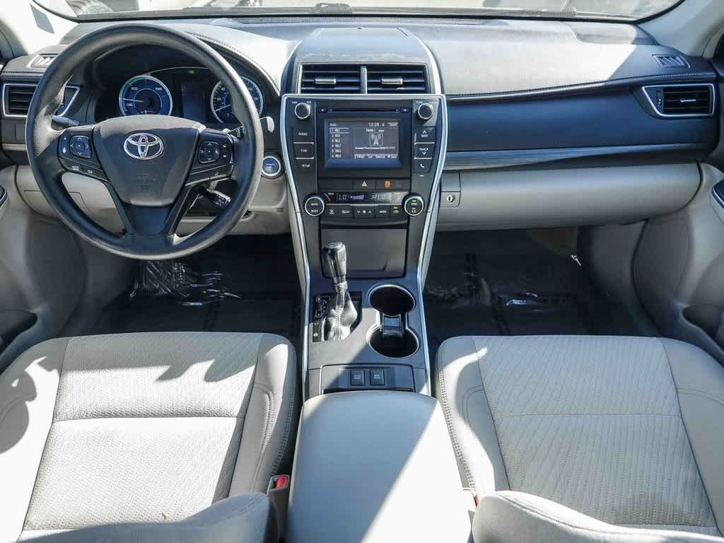 Thumbnail: 2017 Toyota Camry - 11