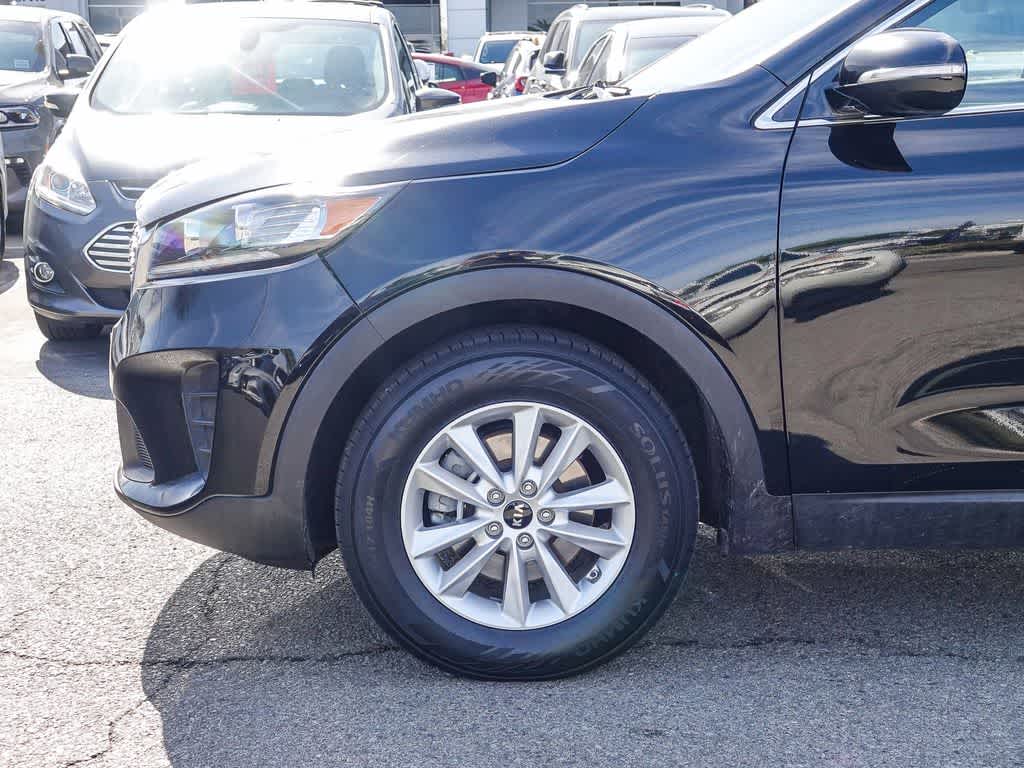 Thumbnail: 2019 Kia Sorento - 9