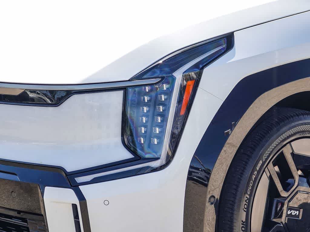 Thumbnail: 2024 Kia EV9 - 8