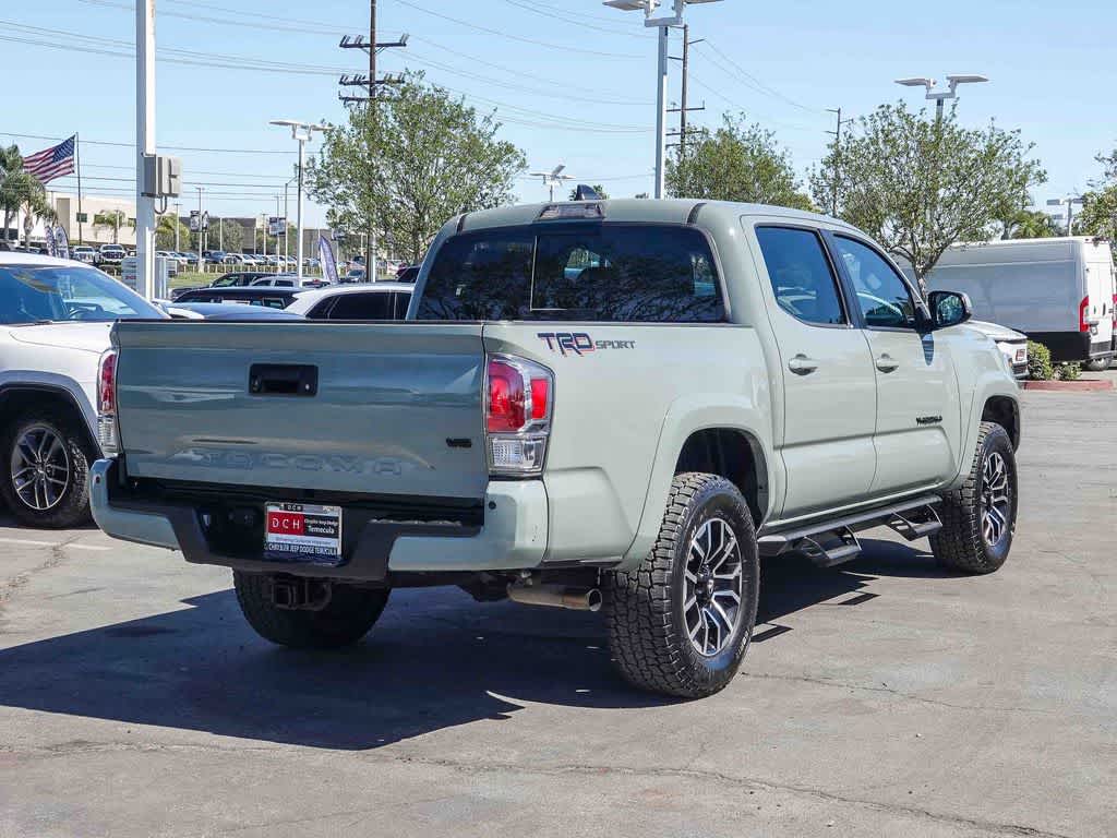 Thumbnail: 2022 Toyota Tacoma - 4