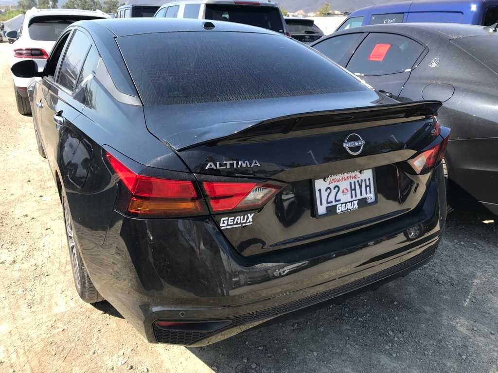 Thumbnail: 2024 Nissan Altima - 3