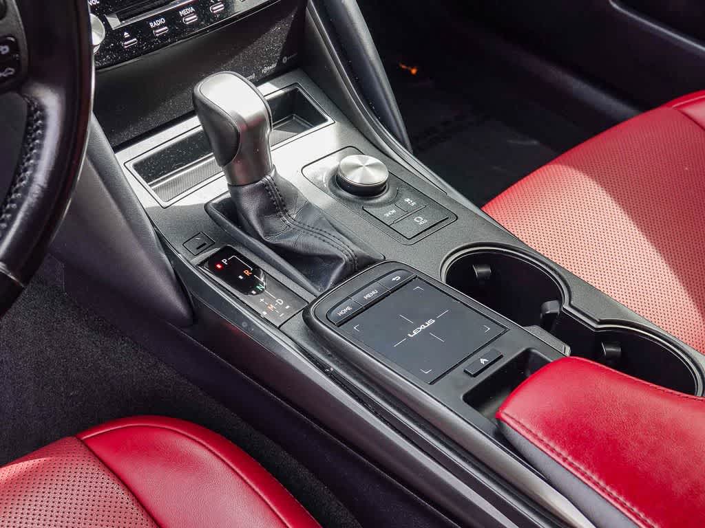 Thumbnail: 2022 Lexus IS - 18