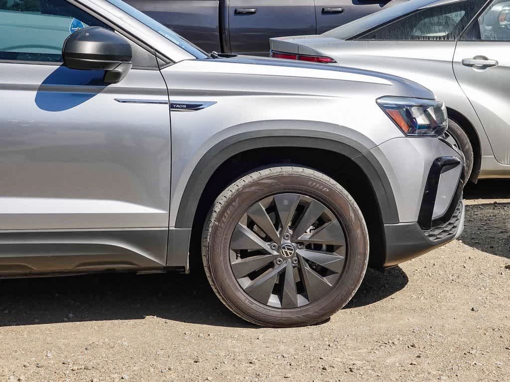 Thumbnail: 2022 Volkswagen Taos - 7