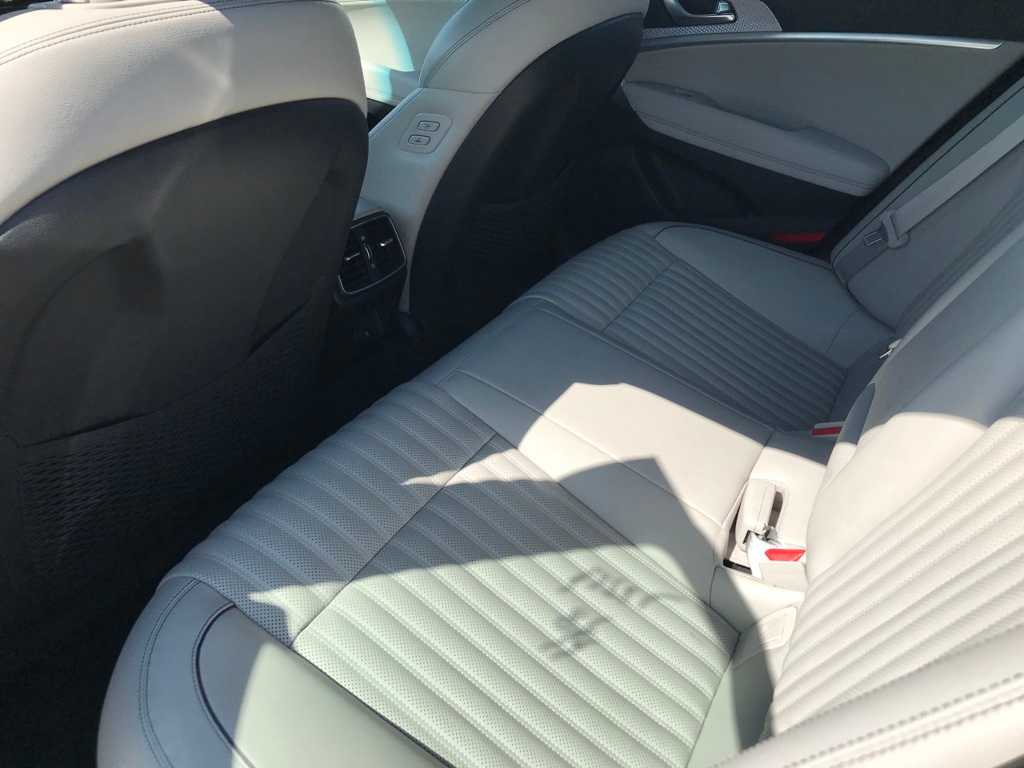 Thumbnail: 2023 Genesis G70 - 7