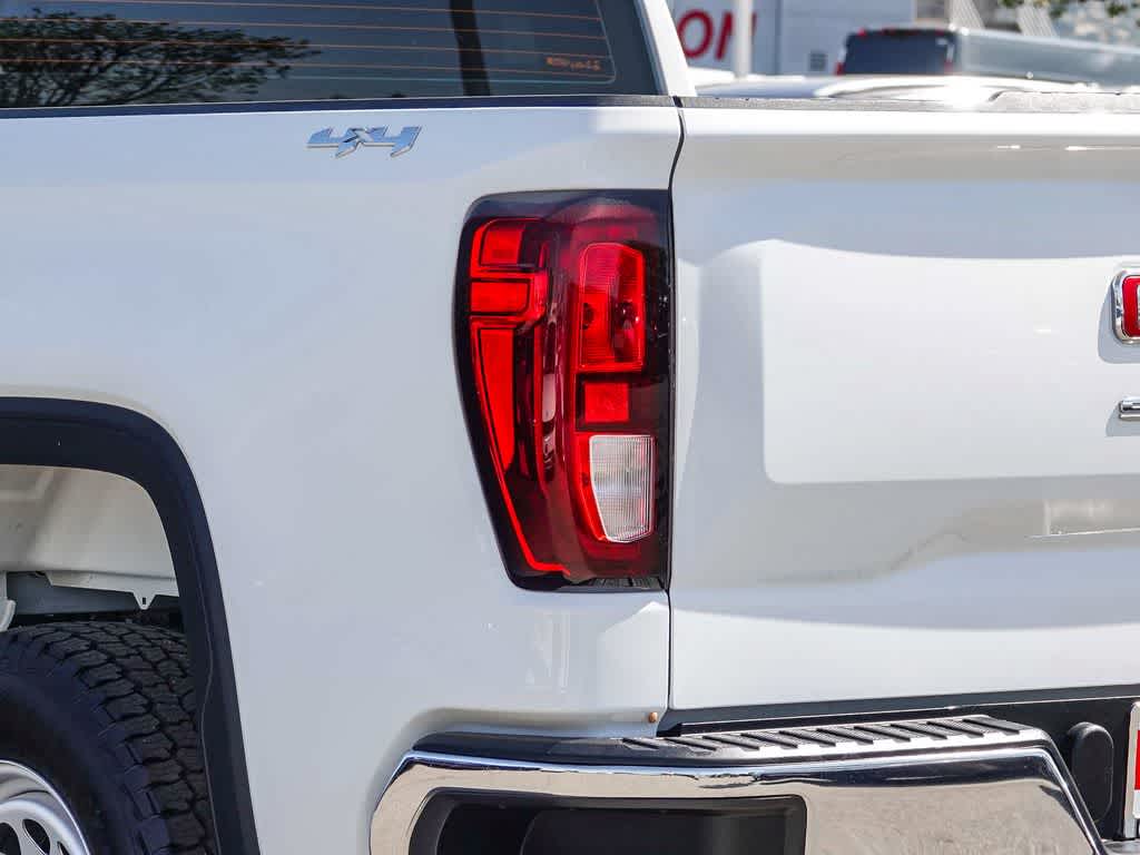 Thumbnail: 2023 GMC Sierra 1500 - 7