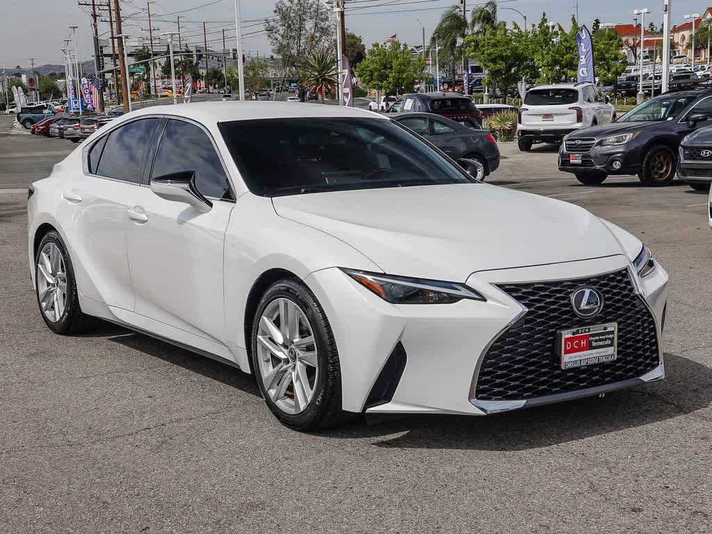 Thumbnail: 2022 Lexus IS - 3