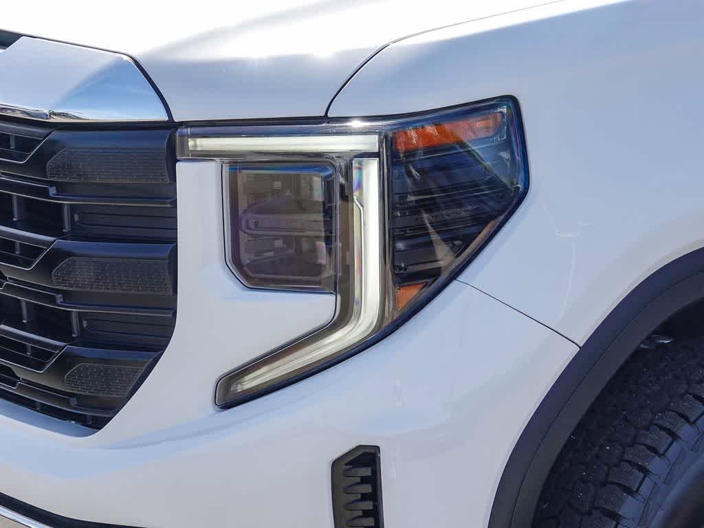 Thumbnail: 2023 GMC Sierra 1500 - 8