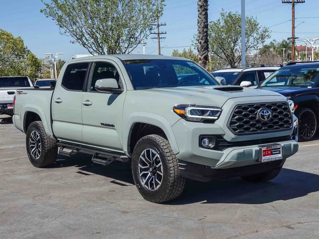 Thumbnail: 2022 Toyota Tacoma - 3